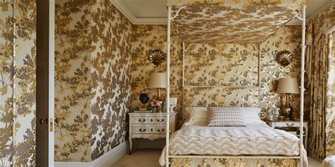 11 Luxurious Golden Paint Colors Designers Love