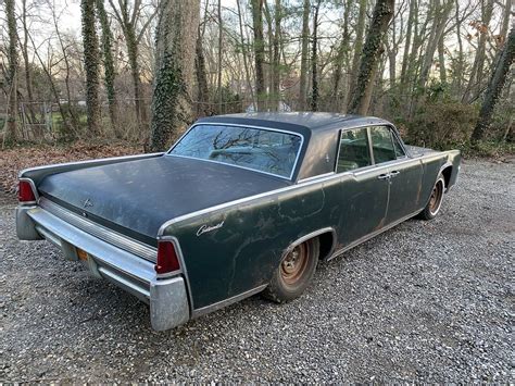 Barn Kept 1964 Lincoln Continental Looks Like A Restoration Candidate