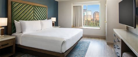 Sacramento Hotels - Embassy Suites Sacramento Riverfront