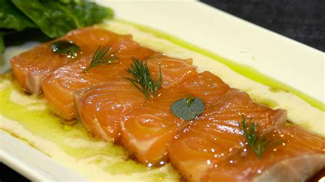 Sashimi De Salm N Con Ensalada De Espinacas Y Almendras Magda Carlas