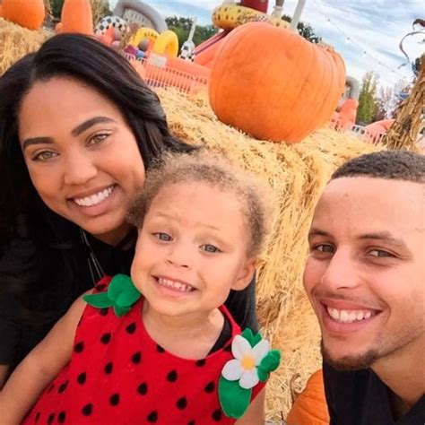 Check out Steph Curry's Cutest Family Moments | E! News