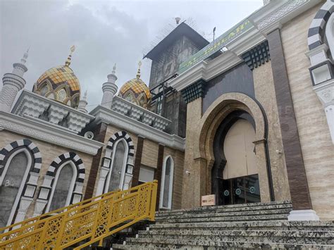 Diduga Gelapkan Dana Pembangunan Masjid Al Islah Kenjeran, Warga Gading ...