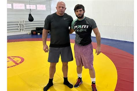 ¡refuerzo De Peso Arman Tsarukyan Entrena Junto A Fedor Emelianenko