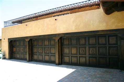 Garage Doors Spanish Style Car Garage Garage Doors Car Parks Spanish