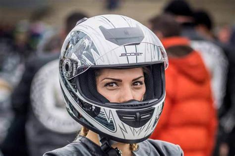 Meilleur Casque Moto Pour Femme Guide