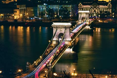 Budapest lion bridge | Budapest Chain Bridge