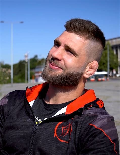 Jiri Prochazka Record Wife Net Worth Next Fight Sportsjone