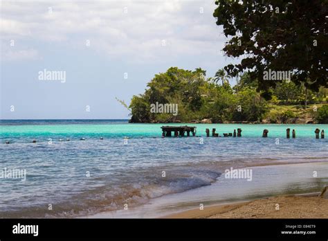 Jamaican Beach Fotos Und Bildmaterial In Hoher Auflösung Alamy