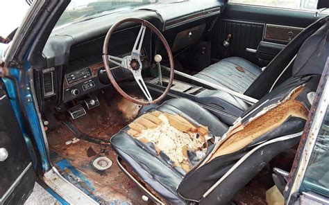 1969 Chevrolet Impala SS Interior | Barn Finds