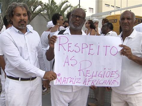 G1 Filhos de santo realizam manifestação contra intolerância