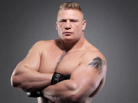 UFC 200: Brock Lesnar vs Mark Hunt | WWE wants Ronda Rousey, Paige VanZant