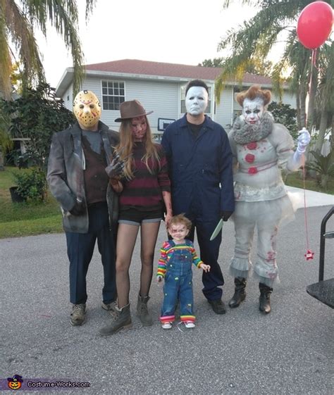 Horror Movie Characters Family Halloween Costume - Photo 6/6