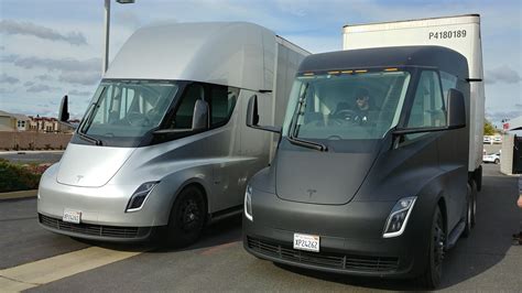 Truck Driver Reviews Of Tesla Semi