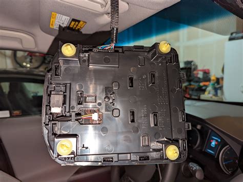 Auto Dimming Homelink Mirror Install On Le Diy Toyota Nation Forum