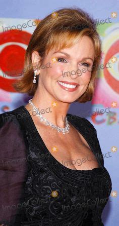 Photo by: Walter Weissman STAR MAX, Inc. - copyright 2003. 11/2/03 Phyllis George attends "CBS ...