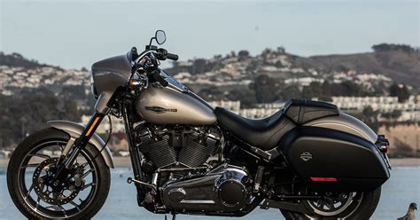 2018 Harley Davidson Sport Glide Gallery Motorcycle Cruiser