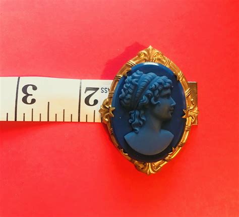 Captivating Vintage Dark Royal Blue Glass Cameo Brooc Gem