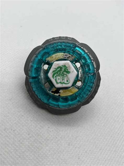 Takara Tomy Fang Leone W D Beyblade Metal Fight Metal Off