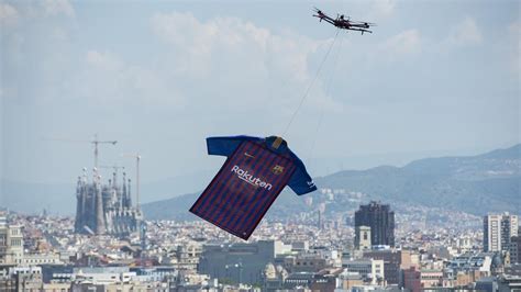 El Barça Homenajea A Barcelona En El Diseño De La Nueva Camiseta