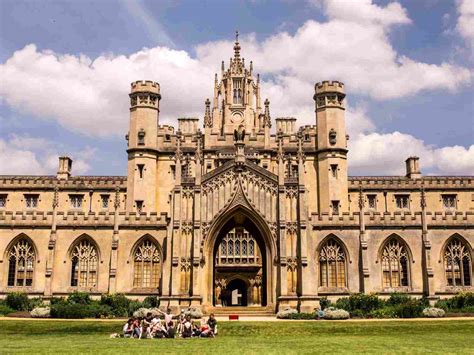 Best Colleges to visit at Cambridge University - Footprints Tours