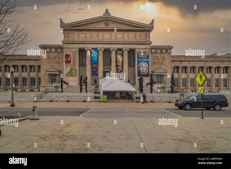 The Field Museum Of Natural History Chicago Usa Exterior Daylight View