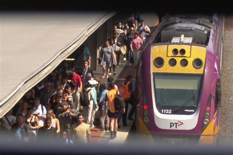 V/Line strike halts Victoria's regional rail network, leaving thousands ...