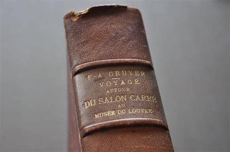 Le Salon Carre Au Musee Du Louvre Lourd Et Ancien Livre Kaufen Auf