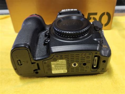 Nikon D Mp Digital Slr Camera Black Body Only