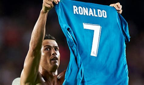 Football News Cristiano Ronaldo Becomes Football S First Billionaire Pips Lionel Messi ⚽