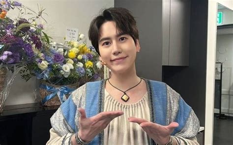 Hieren a Kyuhyun de Super Junior una mujer entró a su camerino con un