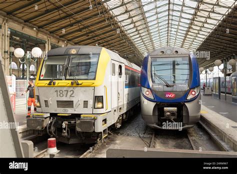 Sncf trains Banque de photographies et dimages à haute résolution Alamy