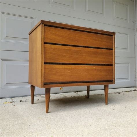 Vintage Mid Century Modern Bassett Furniture 4 Drawer Dresser Etsy