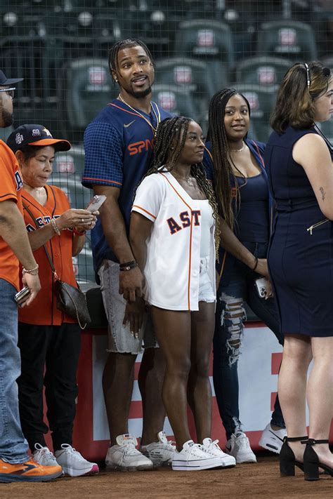 Simone Biles Gets Daring In Cowgirl Costume Boots For Halloween