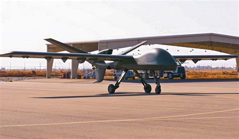 General Atomics Unveils New Mojave Drone That Packs 16 Hellfire ...