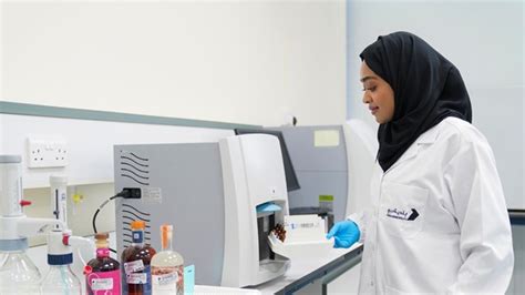 Dubai Central Laboratory Develops Innovative Examination Mechanisms