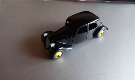 Dinky Toys 1 43 Traction Citroën 11 BL Noir et jantes Catawiki