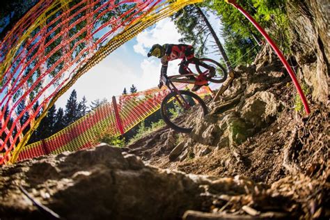 RACE REPORT IXS European DH Cup Spicak News Blog Vertrieb