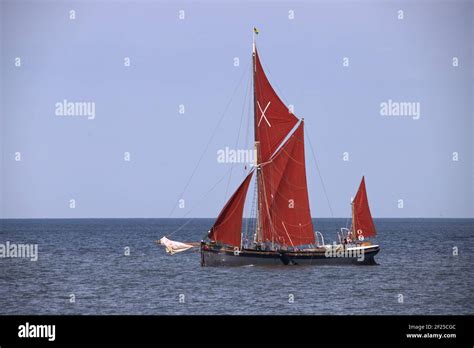 Thames sailing barge Stock Photo - Alamy