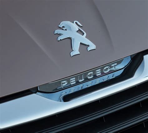 Revista Coche Peugeot Sorprende A Todos Toma La Iniciativa Y Ceder