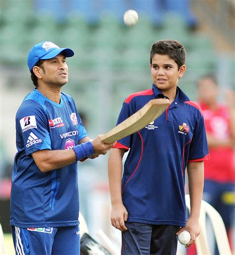 Sachin Tendulkar's Son Arjun To Play His Dad's Younger Avatar In Biopic! - Indiatimes.com