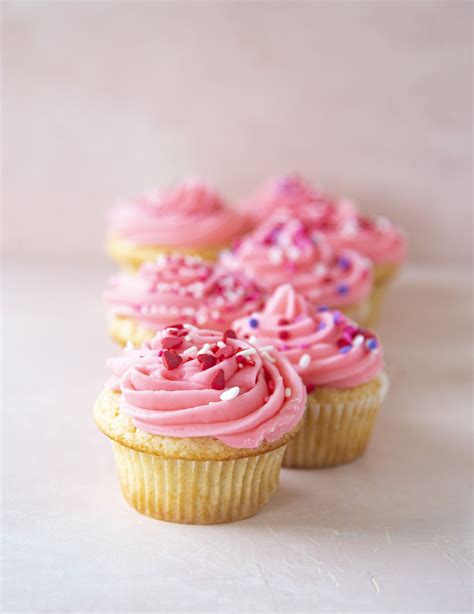 Pink Vanilla Vanilla Cupcakes Vanilla Cupcakes Fall Baking Recipes Traditional Easter Desserts