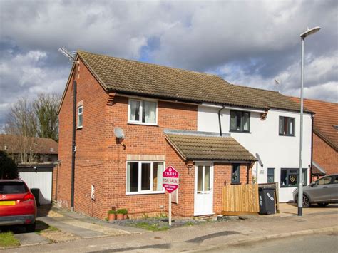 2 Bed Semi Detached House For Sale In Hillcrest Bar Hill Cambridge