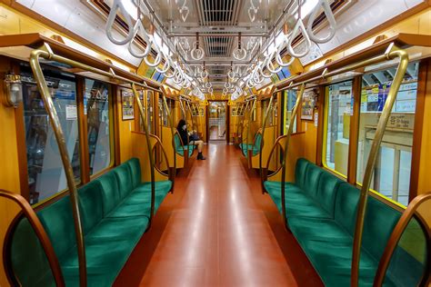 Tokyo Metro Ginza Line Series Subway Car Retro Interi Flickr