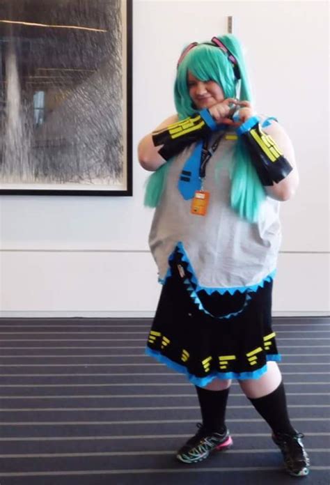 Hatsune Miku Cosplay Plus Size Cosplayers Photo 40069652 Fanpop