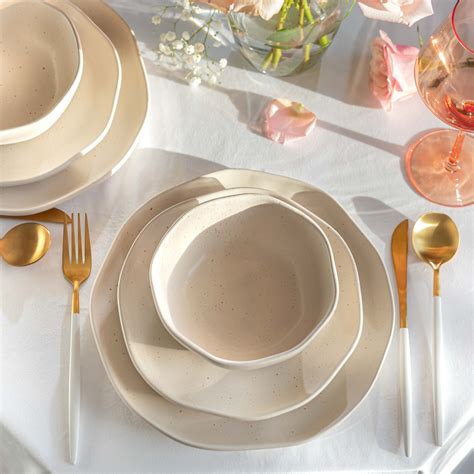 Jessie James Deckers Just Feed Me 12 Piece Ceramic Dinnerware Set Terracotta And Cream