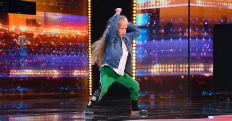 7-Year-Old Dancer Stuns Judges with Jaw-Dropping Performance on America ...