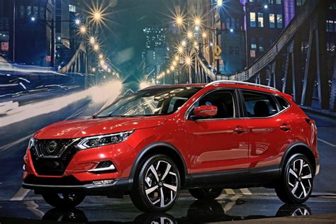 NISSAN Rogue Sport Specs & Photos - 2019, 2020, 2021, 2022, 2023, 2024 ...