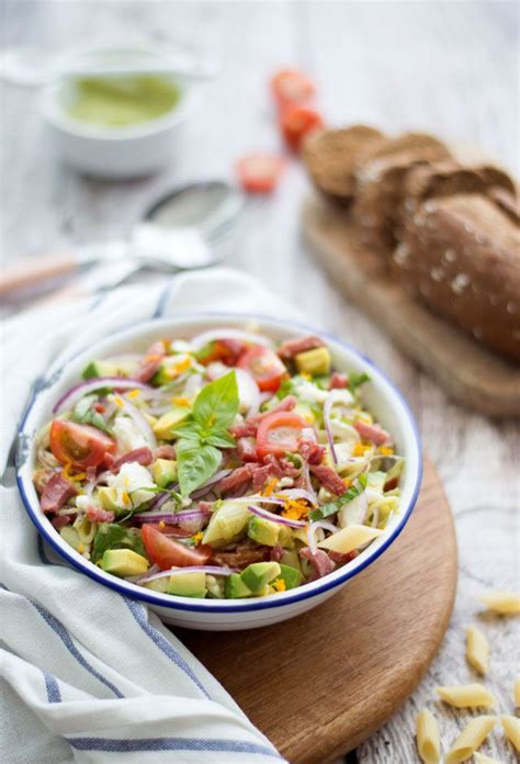 Pastasalade Met Avocado En Spekjes Eef Kookt Zo Recept