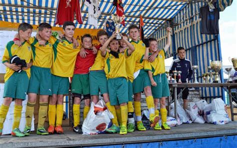 Football Les U13 vainqueurs du tournoi à Paimpol Le Télégramme