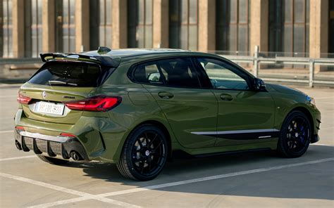 2022 BMW M135i with M Performance Parts Fonds d écran et images HD